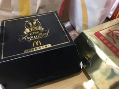 -麦当劳(百联西郊购物中心店)