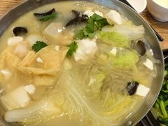 -裕记烧腊连锁餐饮(国商分店)