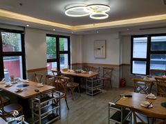 -吉友粥底火锅(方斜路店)