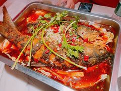 -老街烧烤大排档·地道湖北菜·龙虾馆(汉口火车站店)