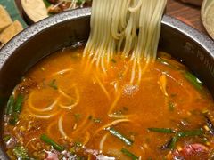 -良米山·云南野生菌过桥米线(上海首店)