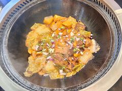 -粘豆包铁锅炖二部(温泉街店)