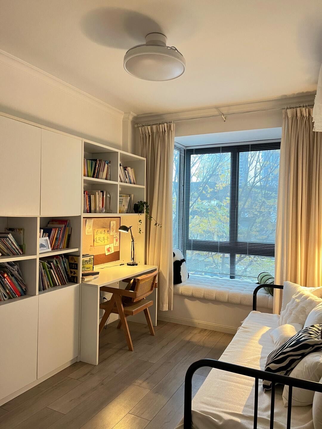 小书房也能放下1.6米大床,沙发床太香