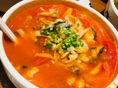 -渝是乎酸菜鱼(龙旗购物中心店)