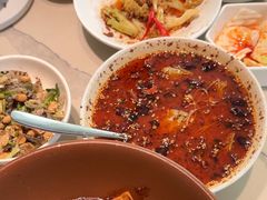 -渔语鱼酸菜鱼新川菜(来福士店)