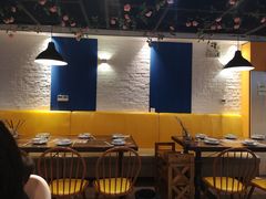 大堂-牛缘村·贵州黄牛肉火锅(西善桥店)