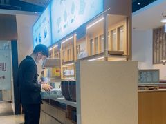 -蜜桃餐厅·伴山(绿宝广场店)