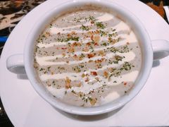 奶油松露蘑菇汤-MOSSO德国餐厅·音乐酒吧(环宇荟店)