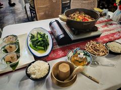 -刘姐啤酒鱼民族演艺餐厅(西街总店)