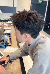 -藤野造型专业烫染接发