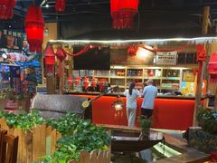 -老滇山寨•云南特色菜•地方菜•民族风情歌舞表演(金碧店)