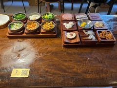 -银米·云南传统过桥米线(双廊黑金冠店)