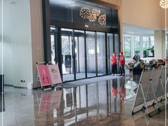 -深圳国际会展中心希尔顿酒店(前海华发冰雪世界店)