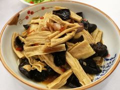 -围龙屋客家食府(福田店)