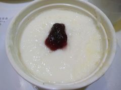 红豆双皮奶-圣河湾虾饺美食(站前店)