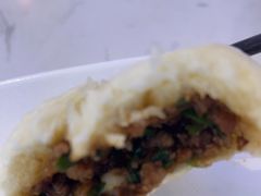 -李与白包子铺(桐梓林店)
