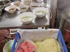 -黎氏老太婆小面馆(临华大厦店)