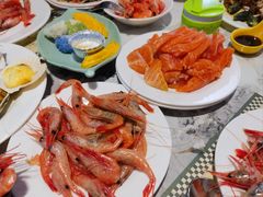 -金马门国际美食百汇(珞喻路店)