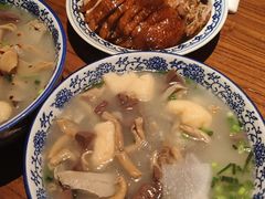 小潘记特色鸭血粉丝汤-小潘记鸭血粉丝汤