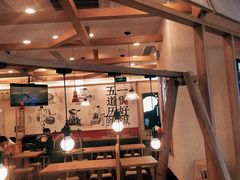 -煲仔皇腊味煲仔饭(经四万达店)