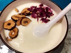 -一个勺子新疆锡伯主题私房菜(红墙巷49号院店)