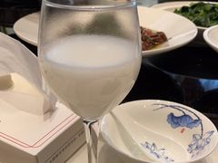 -香山湖家家宴(中山陵店)