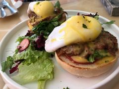 疯狂手撕牛肉班尼迪克蛋-The Rug Cafe(王府中环店)