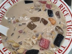 奶茶白米-正宗八宝冰饭·非遗冰饭·烧烤(奎桥店)