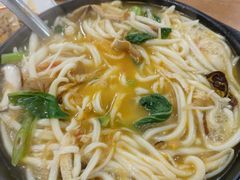 -一家人剪刀面(海伦国际店)