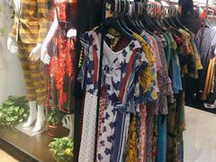 -广州白马服装市场