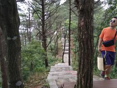 -罗田薄刀峰风景区