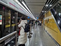 -红土地(地铁站)