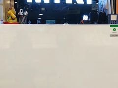 -MiRi眼镜连锁·蔡司·尼康控优点合作店(莘庄店)