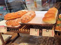 -CARINO BAKERY&CAFE(人广来福士店)