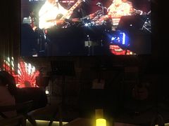 -胡桃里乐队酒馆(鎏嘉码头店)