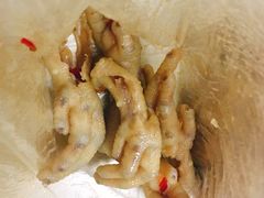 蒜香鸡爪-佬街佬味(惠南地铁站店)