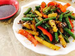 -维吾尔餐厅(宜山路店)