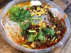 鸡汤豆腐-花儿姐与战哥的美食档