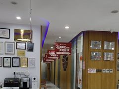 -雅悦齿科(顾村公园店)
