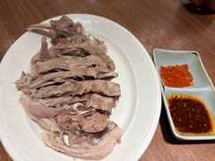 手抓羊肉腿肉-贯贯吉·清真餐厅(浙江中路店)