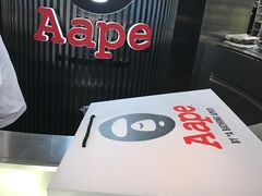 -AAPE BY A BATHING APE(时代广场店)
