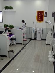 -蕾特恩专业祛痘·皮肤管理