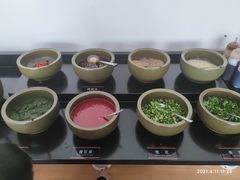 自助调料区-岳合轩老北京涮肉