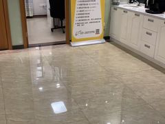 -茂菊口腔连锁(浦东南路店)