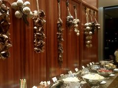 -南湖名都·景湖轩全日制餐厅·海鲜自助·东南亚风味·临湖而食