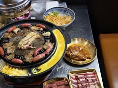-胡悦里韩式烤肉(芝罘万达广场店)