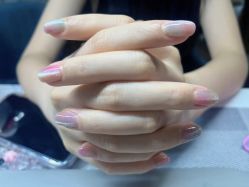 -小黑瓶美甲美睫
