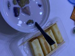 -广信牛奶甜品世家(台东店)