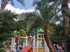 -七彩云南古滇温泉山庄