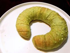 抹茶红豆年糕面包-巴黎贝甜(大宁国际商业广场店)